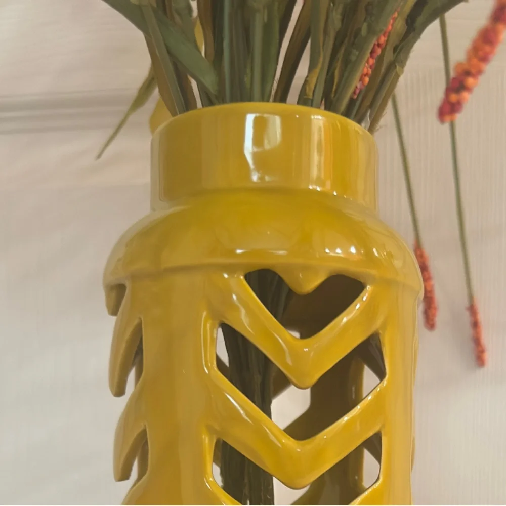 MAINSTAY ~ Mustard Yellow Ceramic Cut-Off Flower/Kitchen Utensil/Decorative Vase